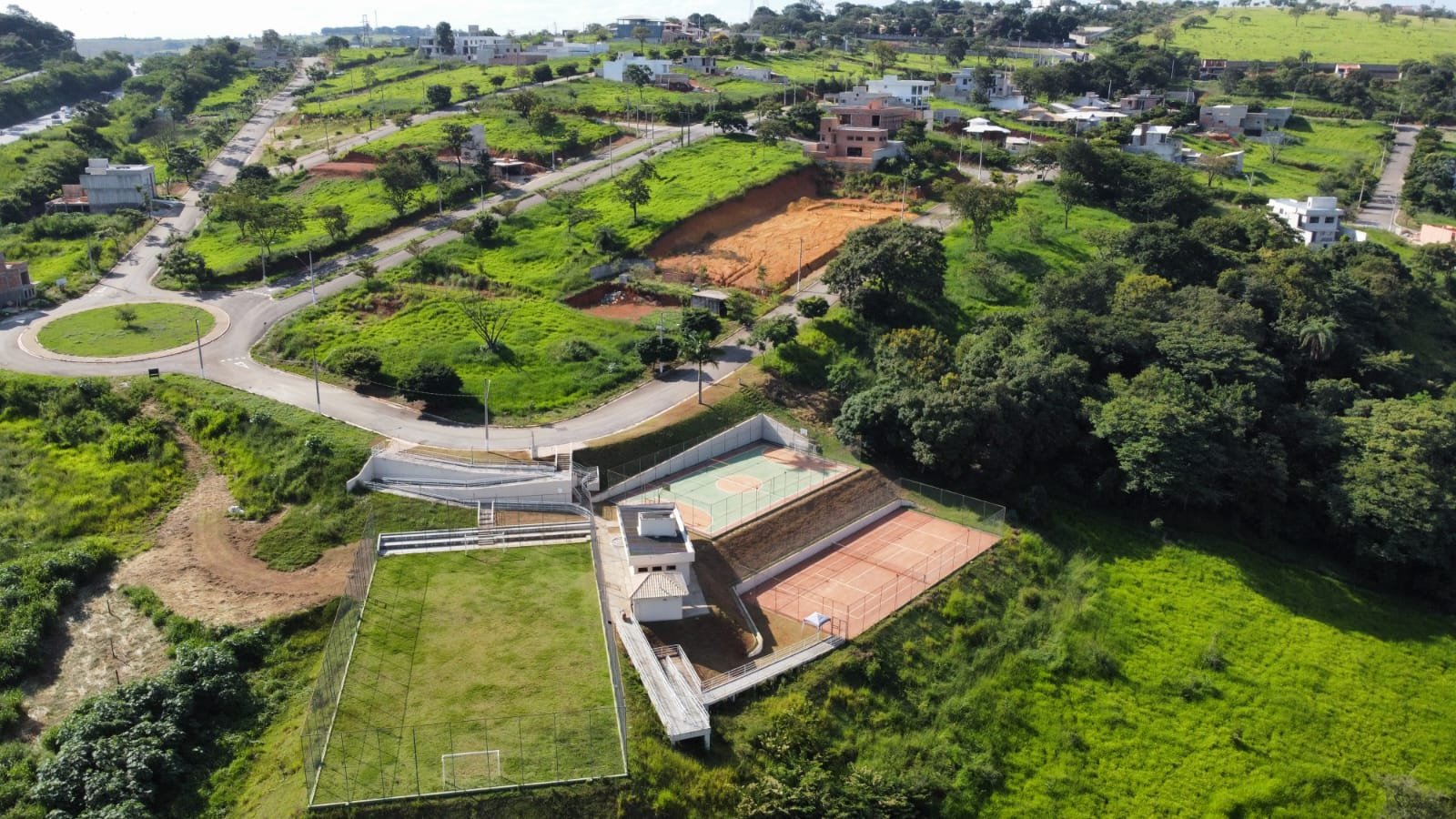 WhatsApp Image 2026-01-07 at 17.46.45 (4)